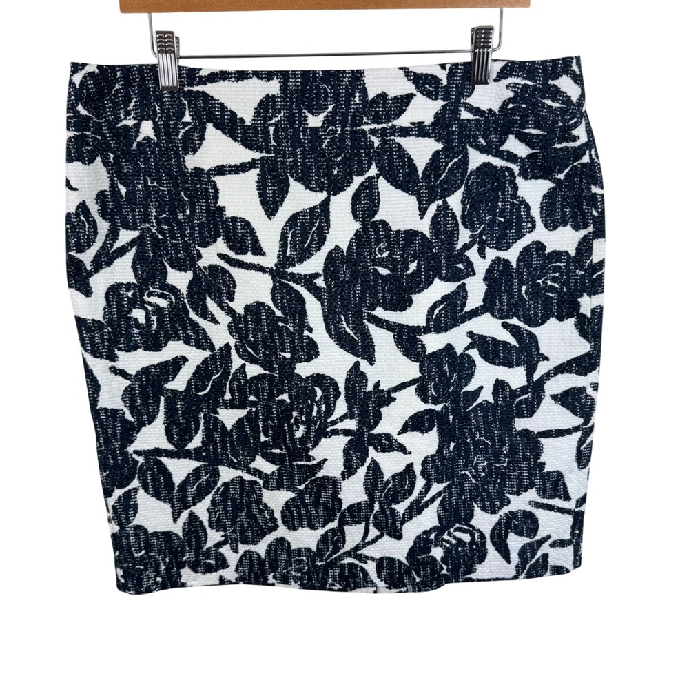 Ann Taylor Petite 14P Navy Blue White Floral Jacquard Cotton Pencil Skirt Vent
